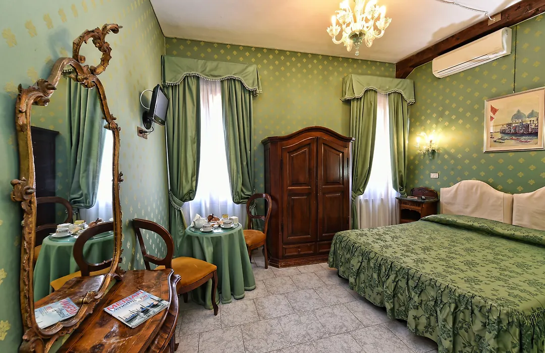 Hotel Villa Rosa-1